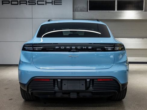 New 2025 Porsche Macan Electric image 19