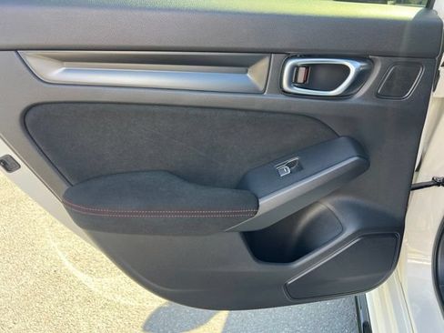 Used 2023 Honda Civic Type R image 21