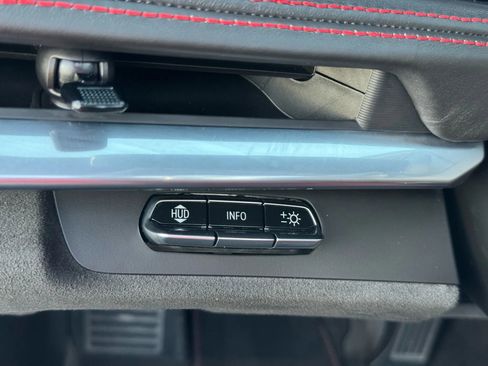 Used 2025 Chevrolet Corvette Stingray Premium Conv w/ Z51 Performance Package image 27