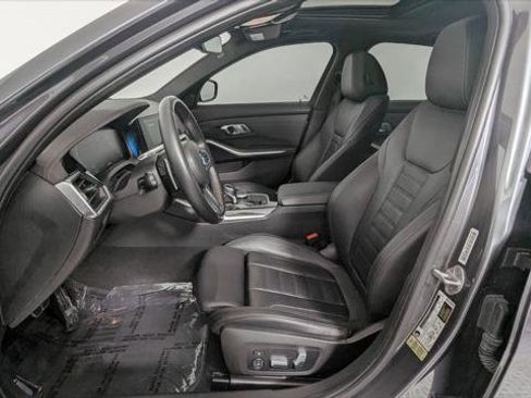 Used 2021 BMW 330i Sedan w/ M Sport Package RWD image 14