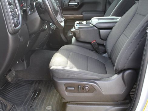 Used 2022 Chevrolet Silverado 1500 RST w/ Safety Package image 5