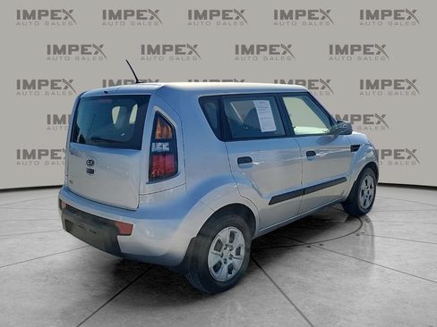Used 2010 Kia Soul FWD image 5