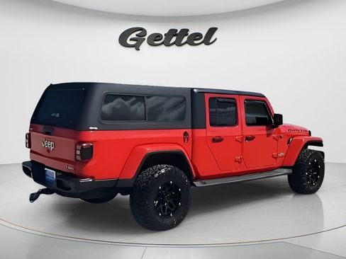 Used 2021 Jeep Gladiator Overland image 8