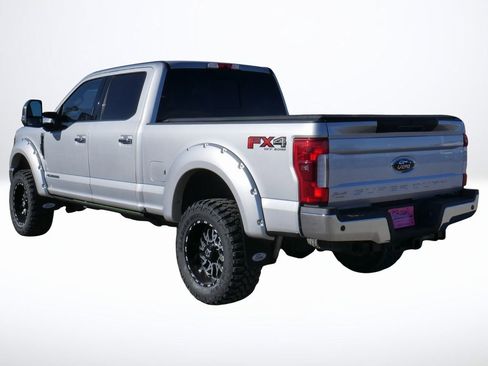 Used 2017 Ford F250 Lariat w/ Lariat Ultimate Package image 2