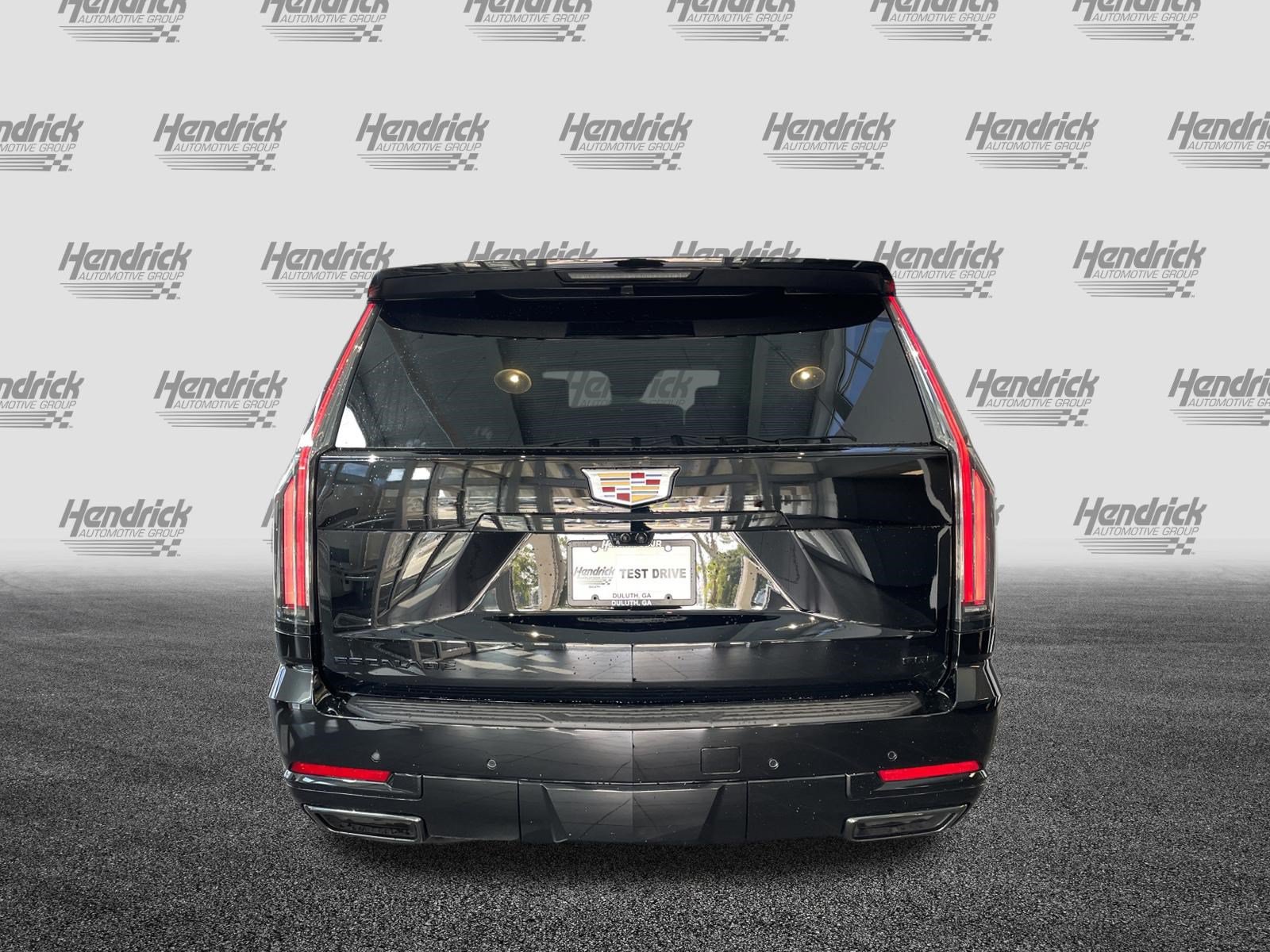 Used 2026 Cadillac Escalade Platinum Sport w/ LPO, ONYX Package AWD/4WD image 9