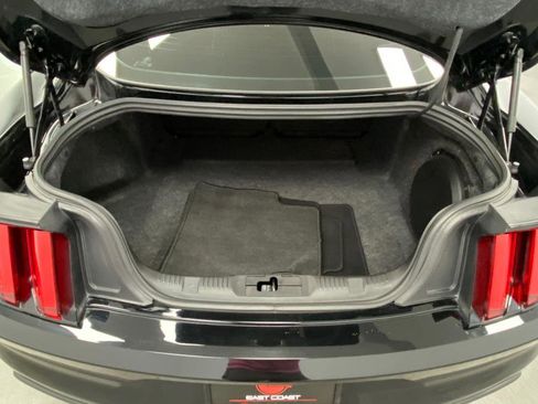 Used 2017 Ford Mustang Shelby GT350 image 36