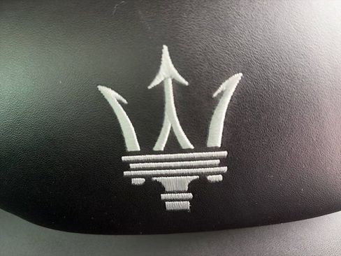 Used 2022 Maserati Levante Modena AWD/4WD image 16