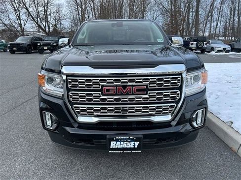 Used 2021 GMC Canyon Denali image 3