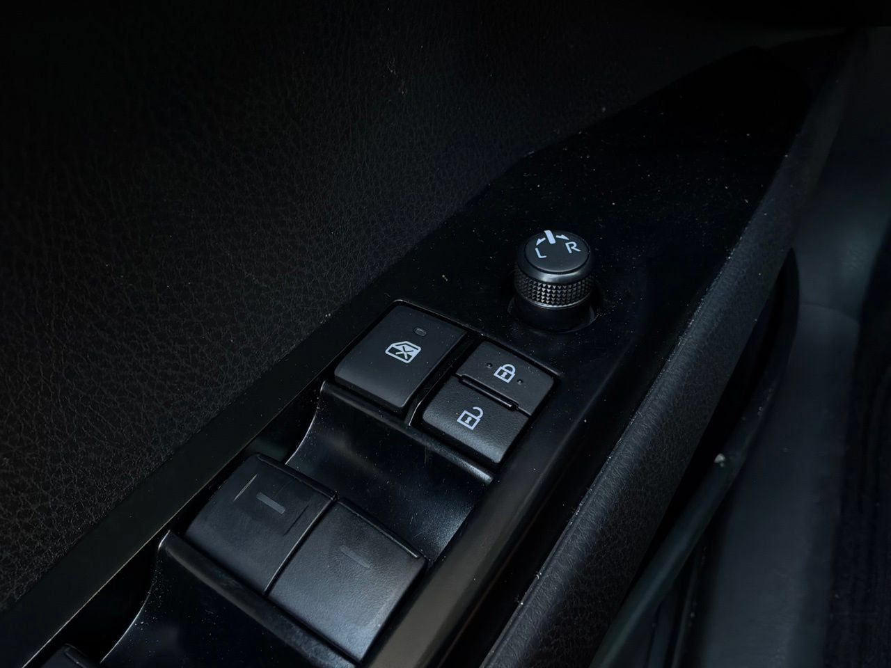 Used 2026 Toyota Camry LE FWD image 23