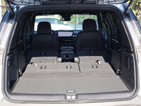 New 2025 Buick Enclave Preferred image 20