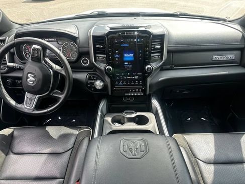 Used 2023 RAM 1500 Laramie AWD/4WD image 19