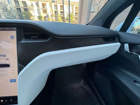 Used 2018 Tesla Model X 75D AWD/4WD image 76