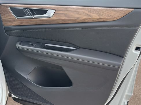 New 2026 Volkswagen Atlas SE FWD image 10