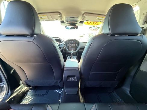 Used 2024 Subaru Crosstrek 2.5i Limited w/ Crosstrek Mirror Package AWD/4WD image 13