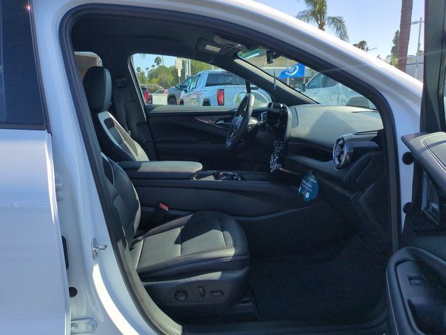 Certified 2024 Chevrolet Blazer EV LT AWD/4WD image 28