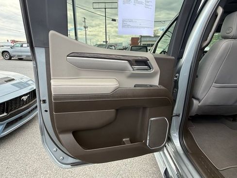 Used 2024 GMC Sierra 1500 SLT w/ SLT Premium Plus Package image 13