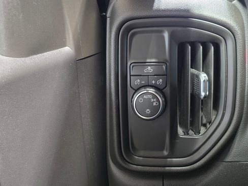 Used 2022 Chevrolet Silverado 1500 Custom w/ LPO, Dark Essentials Package RWD image 33