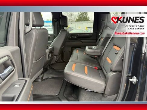Used 2024 GMC Sierra 2500 AT4 AWD/4WD image 16