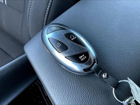 New 2025 Hyundai Elantra SEL image 30