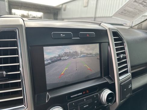 Used 2015 Ford F150 Lariat w/ Equipment Group 502A Luxury image 25