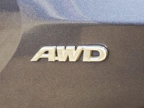 Used 2022 Toyota RAV4 XLE Premium AWD/4WD image 68