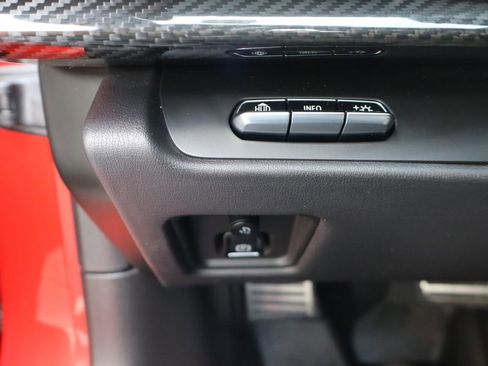 Used 2021 Chevrolet Corvette Stingray Preferred Cpe w/ Z51 Performance Package image 30