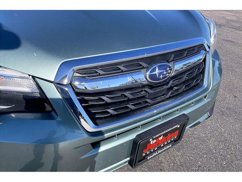 Used 2018 Subaru Forester 2.5i Limited image 32