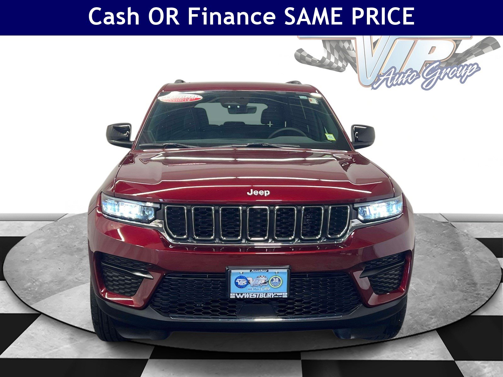 Certified 2025 Jeep Grand Cherokee Laredo X w/ Luxury Tech Group I AWD/4WD image 3