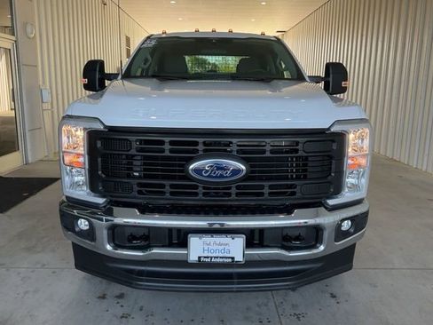 Used 2025 Ford F250 XL w/ XL Chrome Package image 24