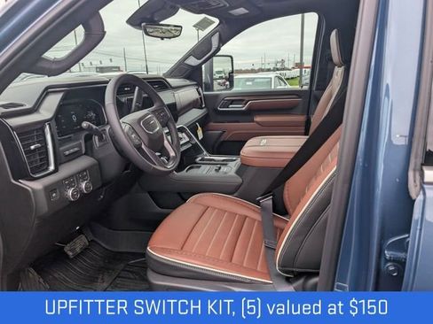 New 2026 GMC Sierra 2500 Denali Ultimate AWD/4WD image 14