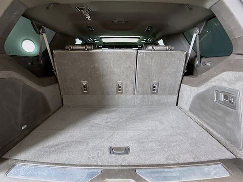 Used 2021 Cadillac Escalade ESV Sport w/ Driver Assist Tech Package image 29