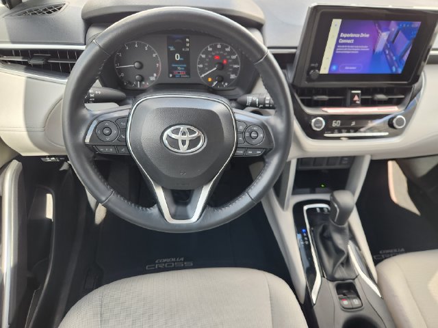 Certified 2024 Toyota Corolla Cross LE w/ Moonroof Package FWD image 27