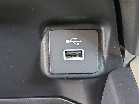 Used 2025 Honda HR-V LX image 16