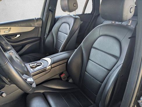 Used 2019 Mercedes-Benz GLC 300 image 16