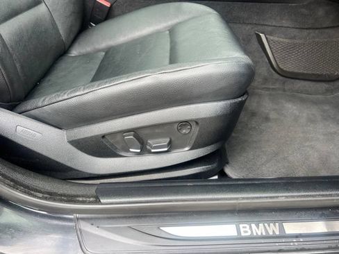 Used 2012 BMW 535i xDrive Sedan AWD/4WD image 9