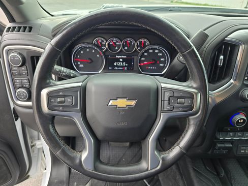 Used 2022 Chevrolet Silverado 2500 LTZ w/ Safety Package image 46