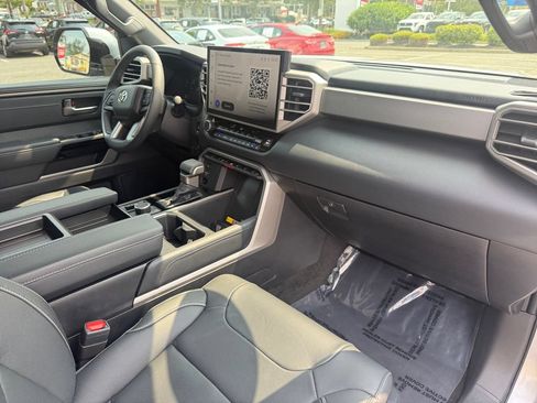 Used 2026 Toyota Tundra Limited w/ Power Package AWD/4WD image 16