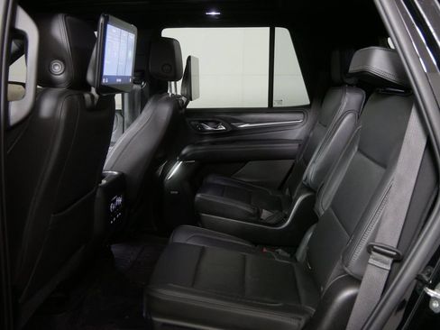 Used 2021 GMC Yukon Denali w/ Denali Premium Package AWD/4WD image 19