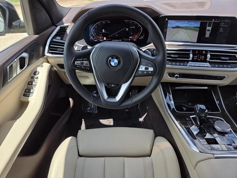 Used 2019 BMW X5 xDrive40i w/ Convenience Package AWD/4WD image 12