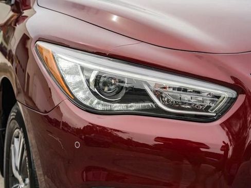 Used 2020 INFINITI QX60 Luxe w/ Essential Package image 10