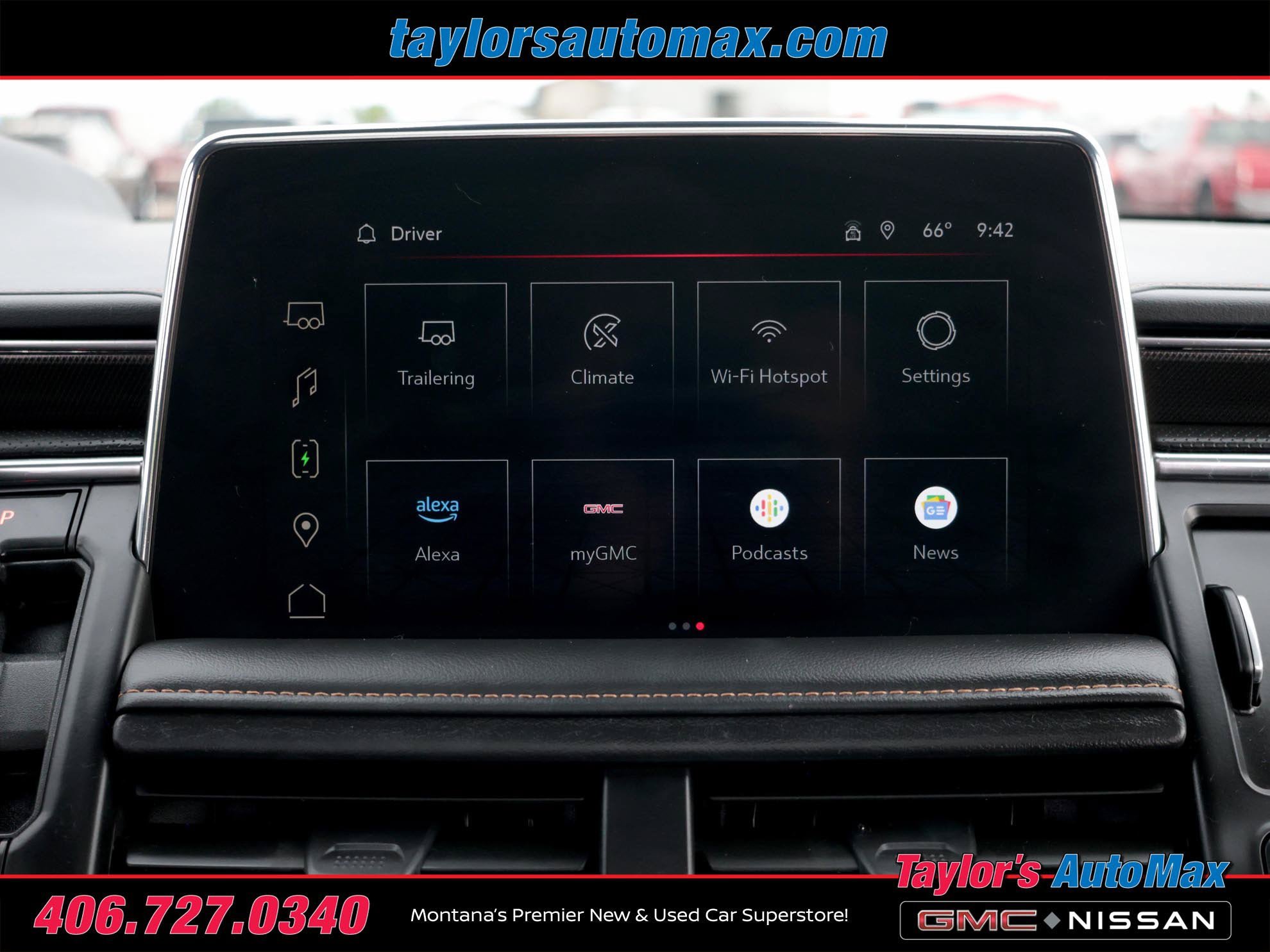 Used 2024 GMC Yukon AT4 w/ Technology Package AWD/4WD image 11