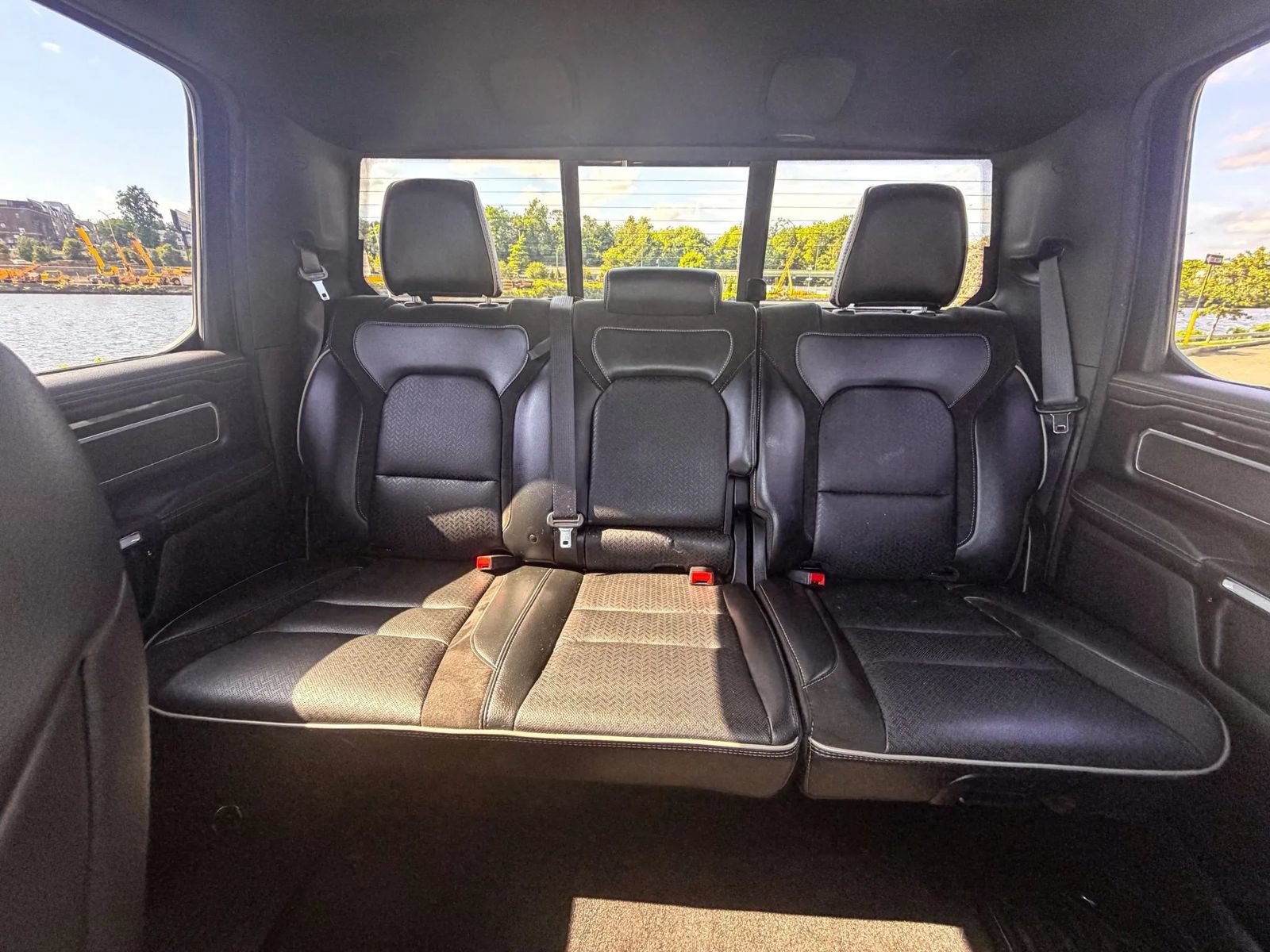 Used 2021 RAM 1500 Laramie AWD/4WD image 25
