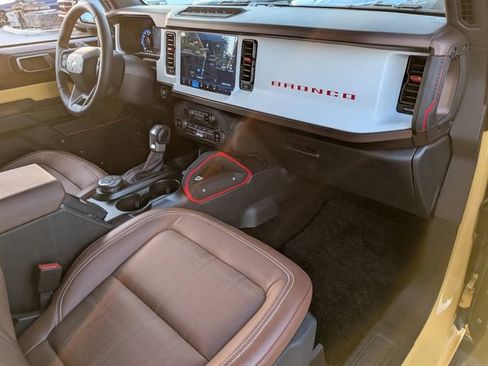 Certified 2024 Ford Bronco Heritage Edition image 12