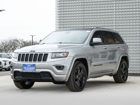 Used 2014 Jeep Grand Cherokee Altitude image 7