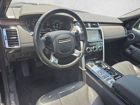 Used 2019 Land Rover Discovery HSE AWD/4WD image 16