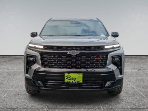 New 2026 Chevrolet Traverse RS w/ LPO, Floor Liner Package FWD image 2