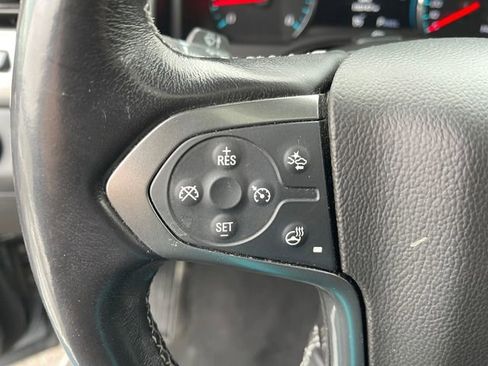 Used 2020 Chevrolet Suburban Premier image 38