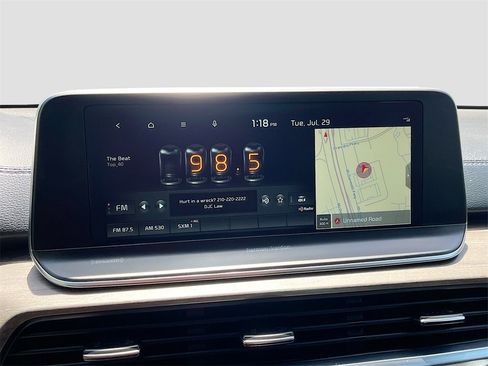 Used 2022 Kia Telluride SX w/ SX Prestige Package image 15