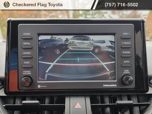 Used 2022 Toyota RAV4 XLE image 17