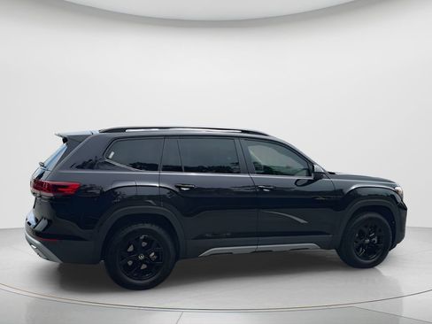 New 2026 Volkswagen Atlas Peak Edition AWD/4WD image 9